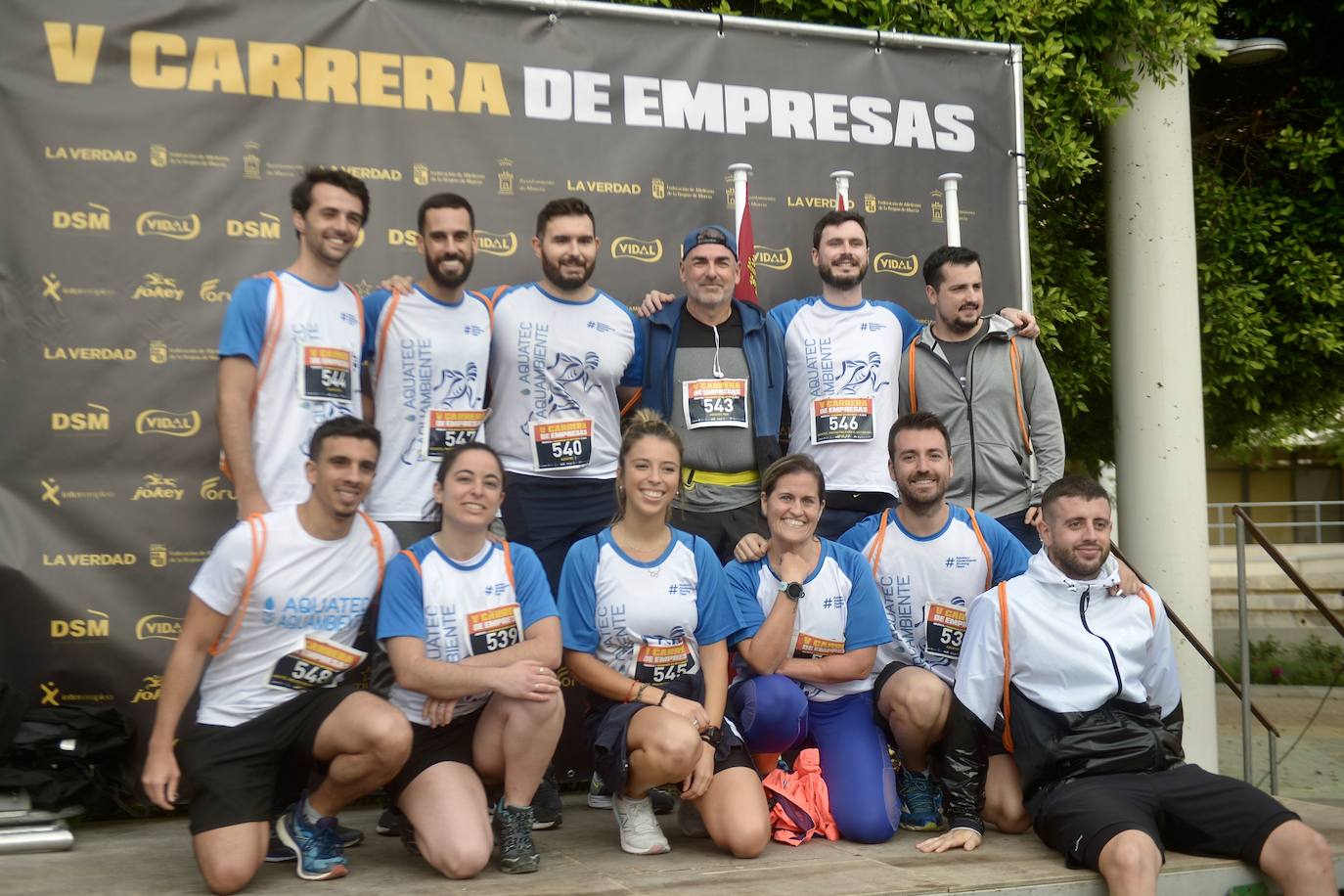 El podio de los participantes en la Carrera de Empresas de Murcia 2023