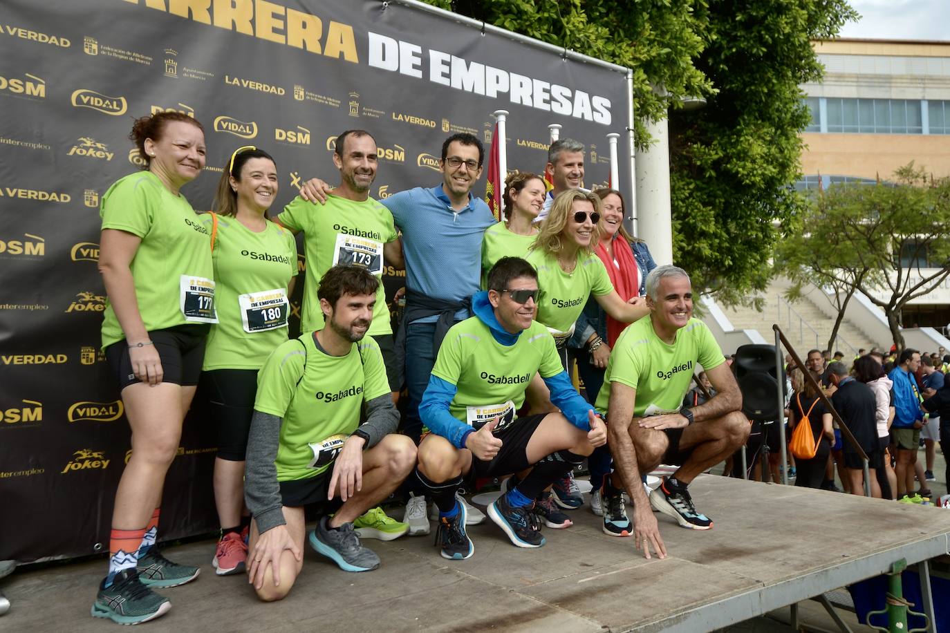 El podio de los participantes en la Carrera de Empresas de Murcia 2023