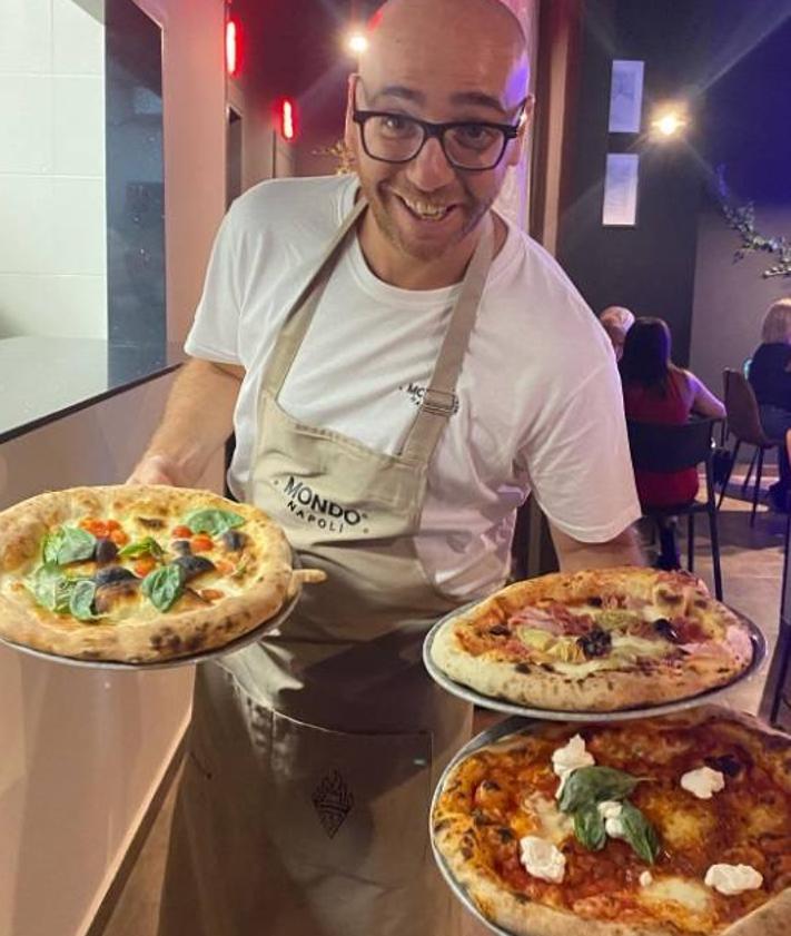 Imagen secundaria 2 - Algunas de las pizzas del restaurante Mondo Napoli.