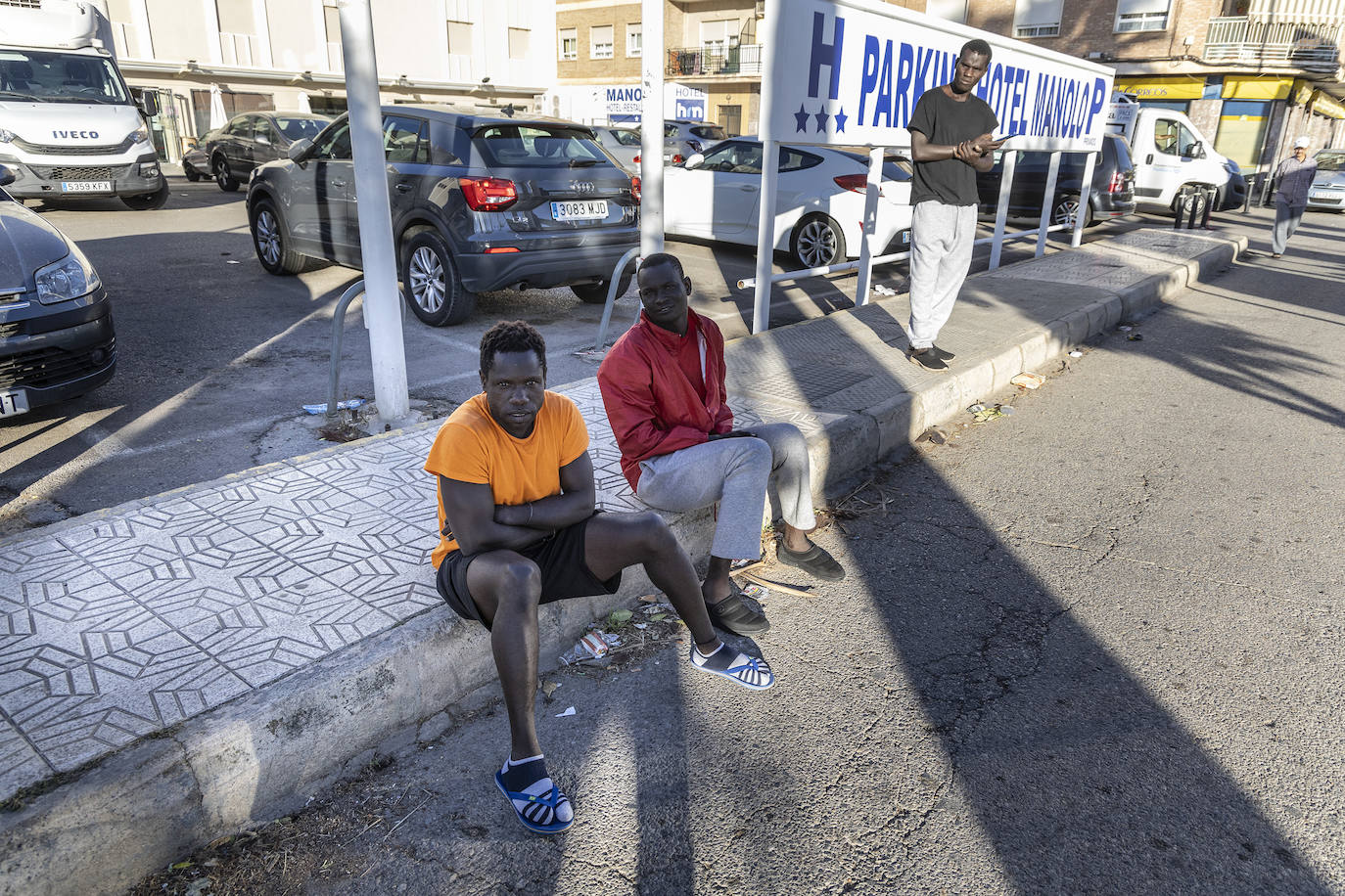 Inmigrantes en Cartagena trasladados desde Canarias, en imágenes