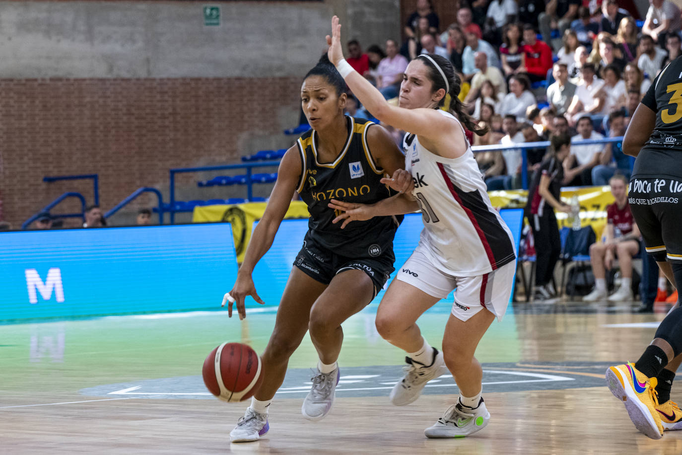 Las imágenes del patido Jairis-Gernika (55-66)