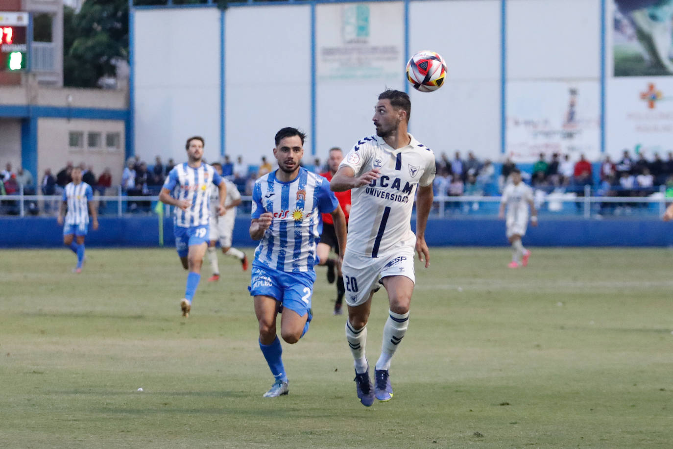 Las imágenes del Águilas-UCAM Murcia (1-0)