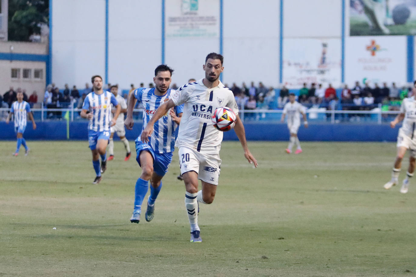 Las imágenes del Águilas-UCAM Murcia (1-0)