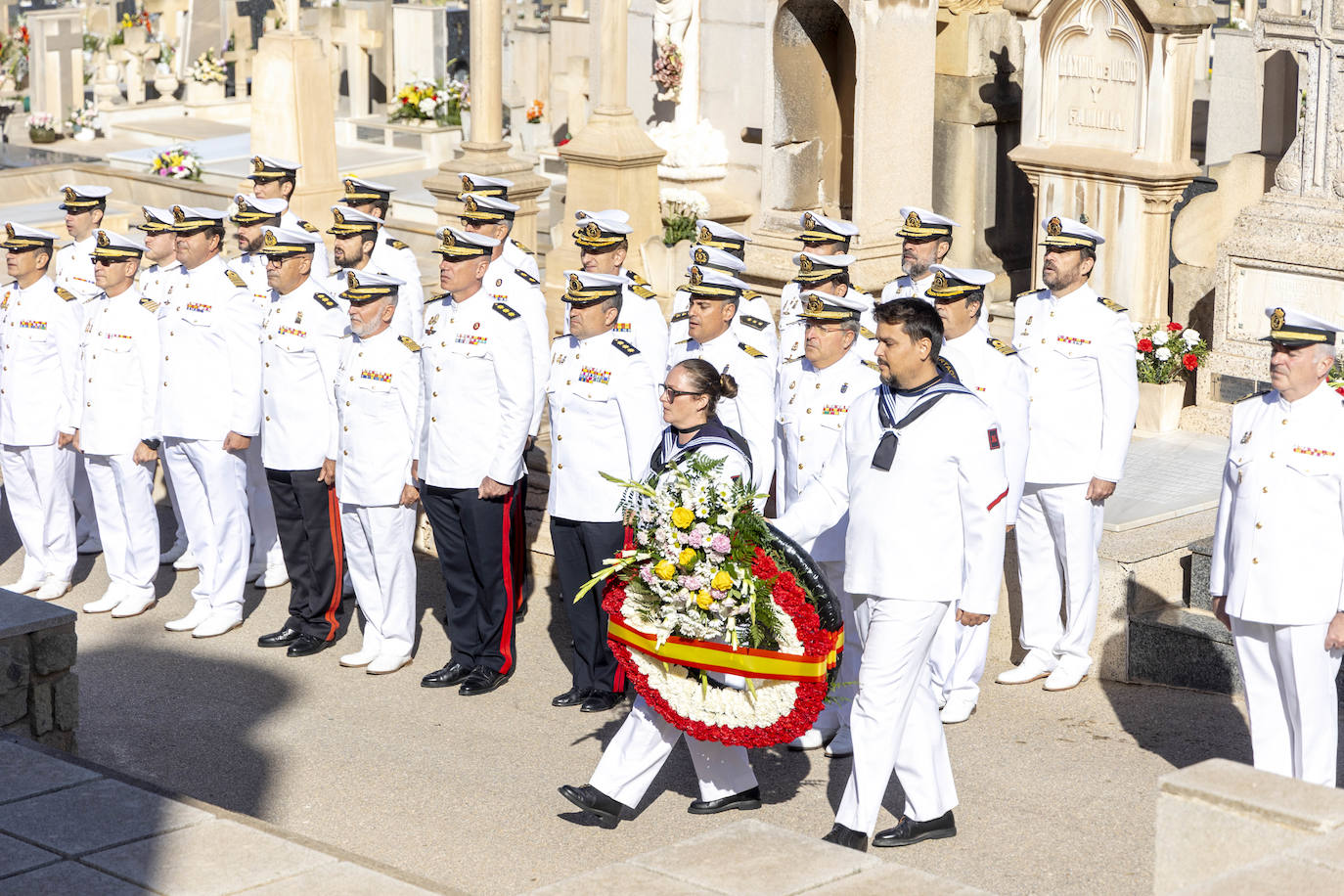 La Armada celebra el el día de los Fieles Difuntos en Cartagena