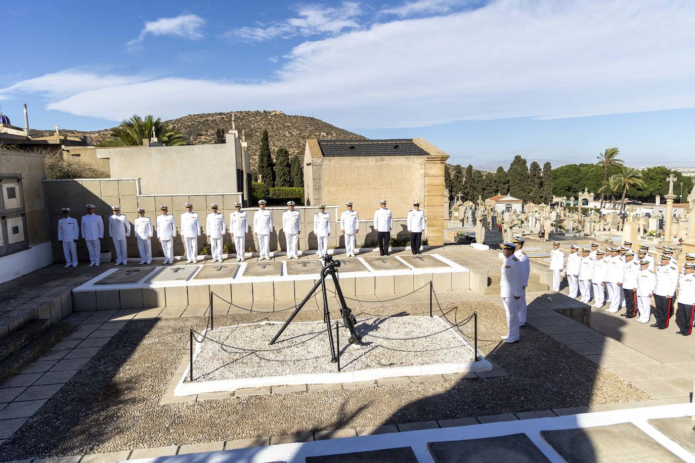 La Armada celebra el el día de los Fieles Difuntos en Cartagena