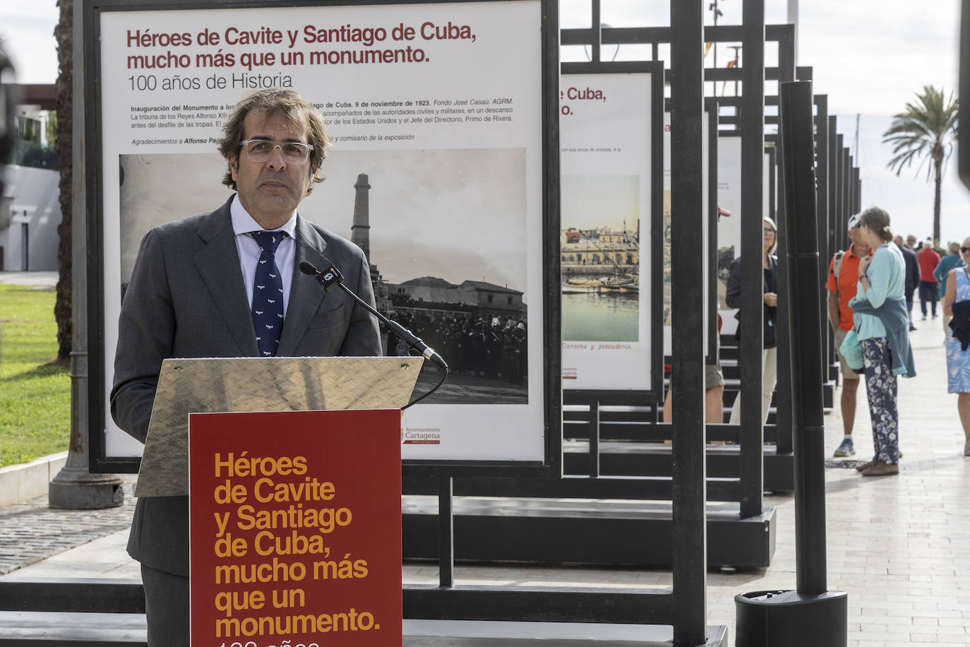 Exposición por el centenario del monumento Héroes de Cavite en Cartagena