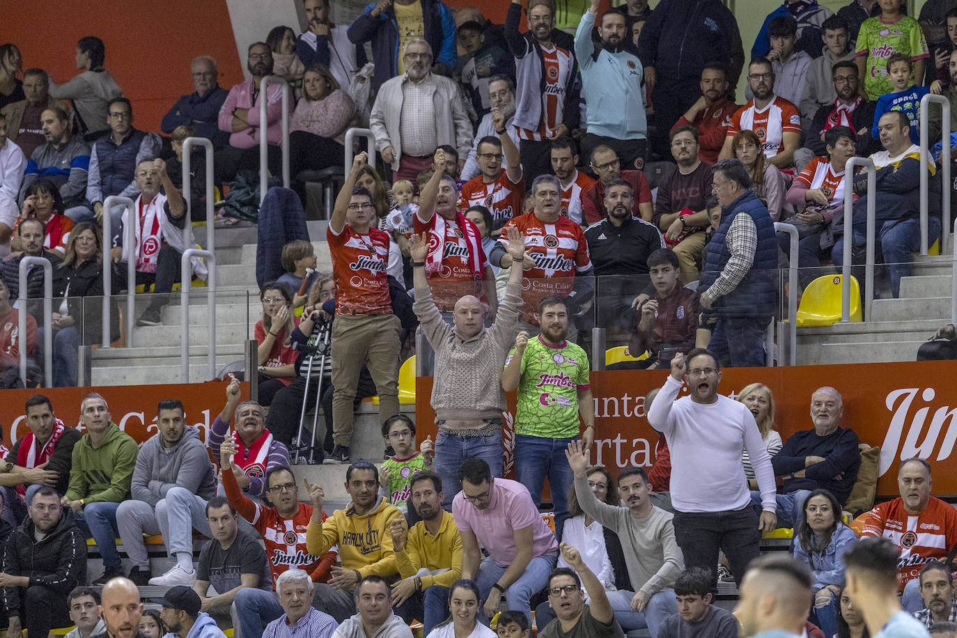 Las imágenes del Jimbee-Barcelona (2-3)