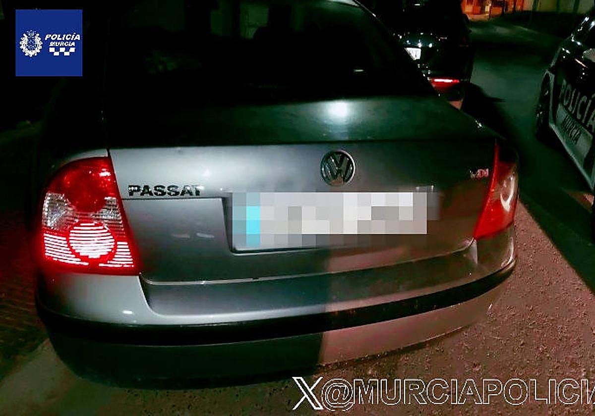 Coche del conductor que triplicaba la tasa de alcohol.