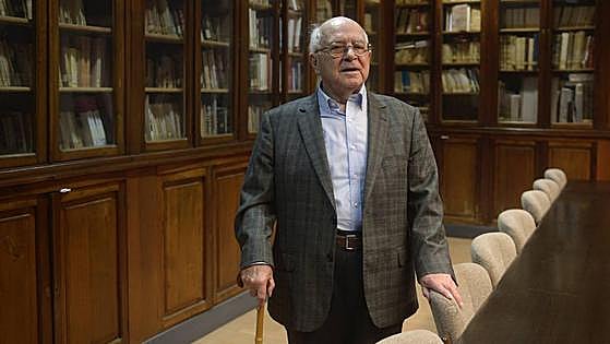 Juan Cano Ballesta: «Miguel Hernández fue un hombre honesto»