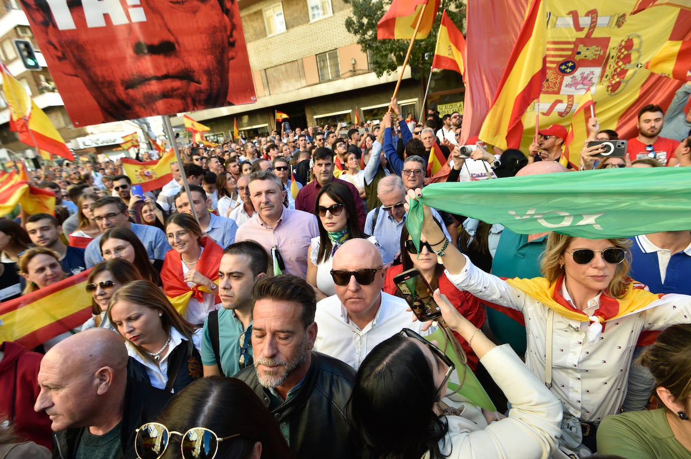 La quinta protesta frente a la sede del PSRM, en imágenes