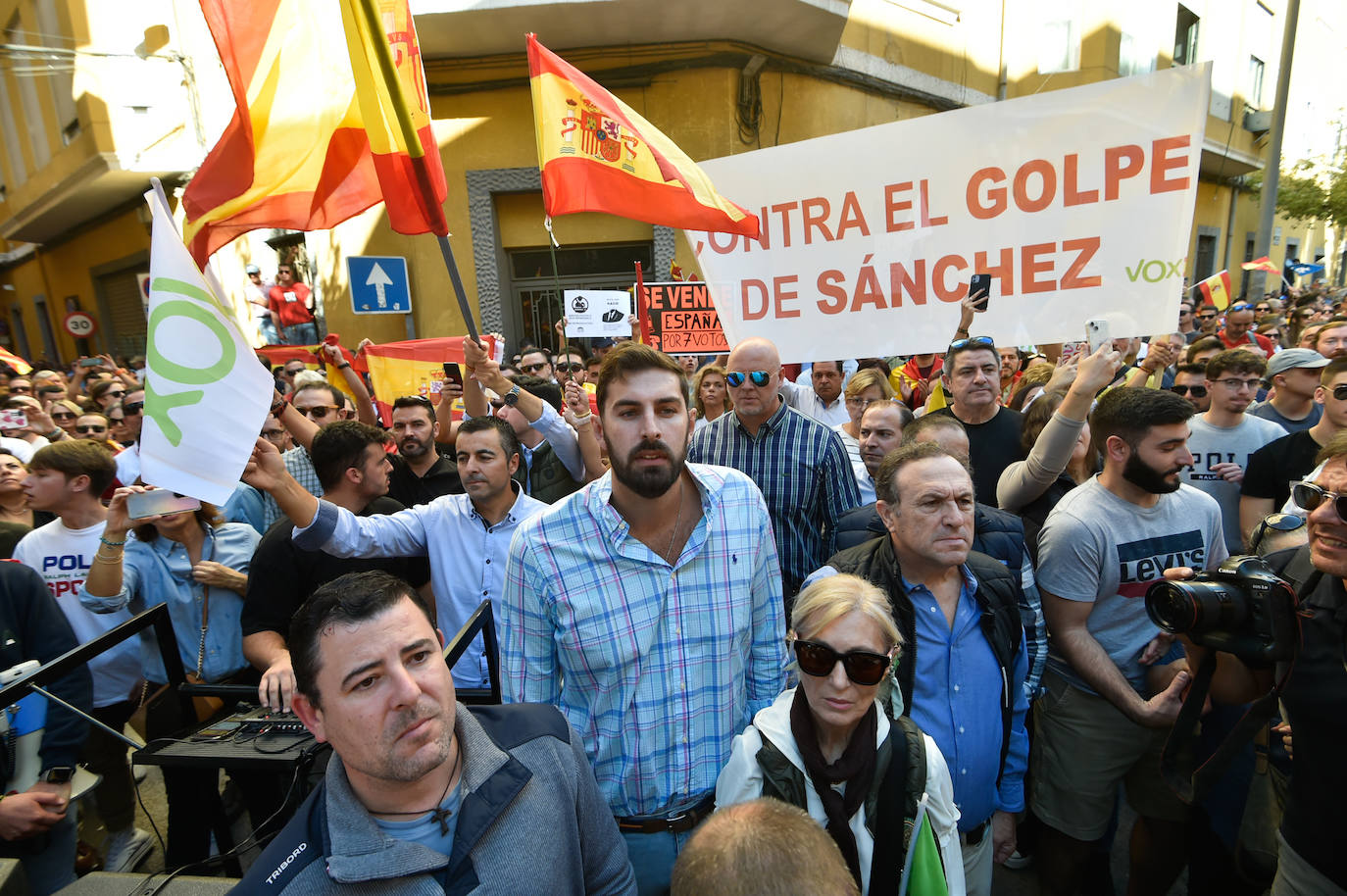 La quinta protesta frente a la sede del PSRM, en imágenes