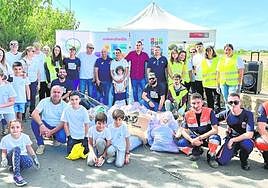 Se retiraron más de 500 kilos de residuos del entorno del río Segura en Beniel, gracias a la Fundación Legado Humano Natural, el Ayuntamiento de Beniel y ODSesiones de la Universidad de Murcia.