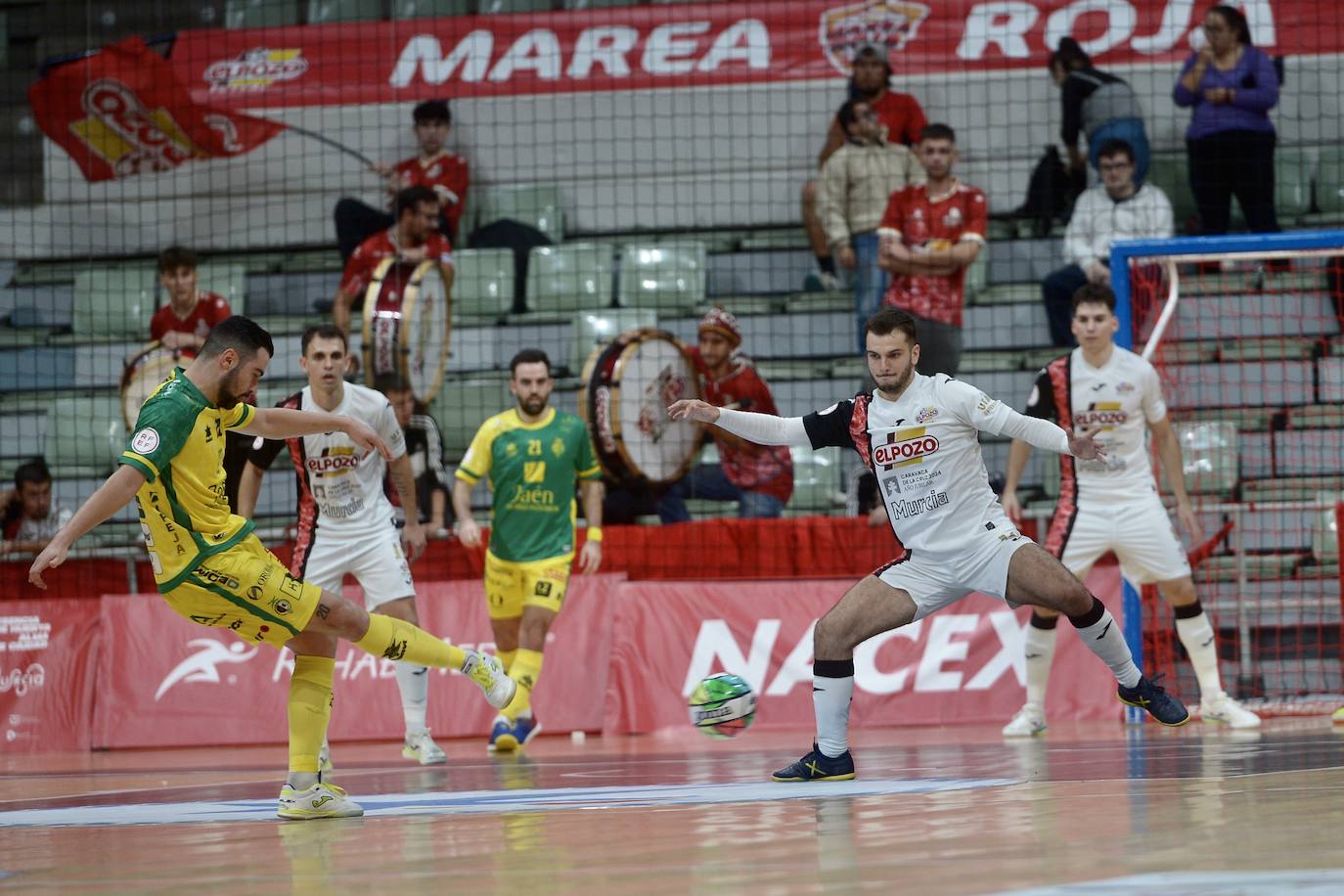 Las imágenes del partido ElPozo-Jaén (3-2)