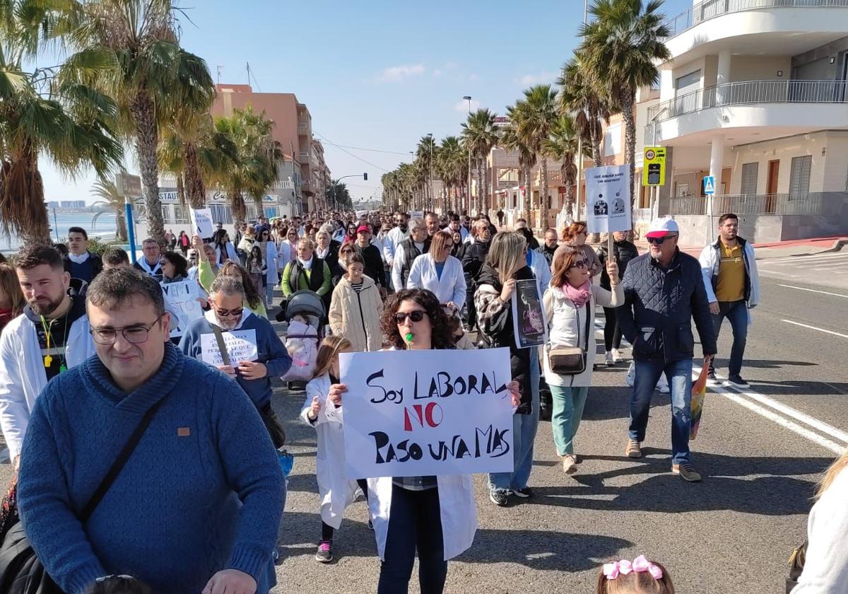 Protesta de los trabajadores del hospital, el pasado marzo.