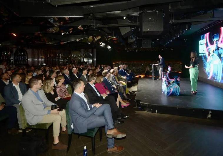 La gala congregó a casi doscientos invitados en Odiseo el pasado jueves.