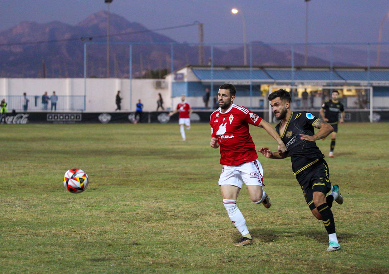 El empate del Real Murcia frente al Intercity, en imágenes