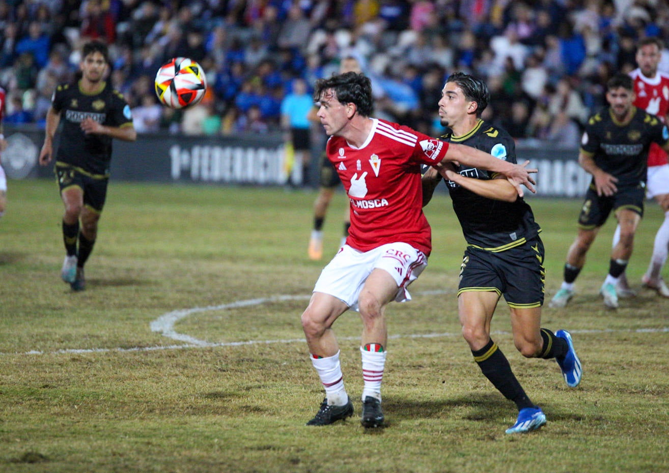 El empate del Real Murcia frente al Intercity, en imágenes