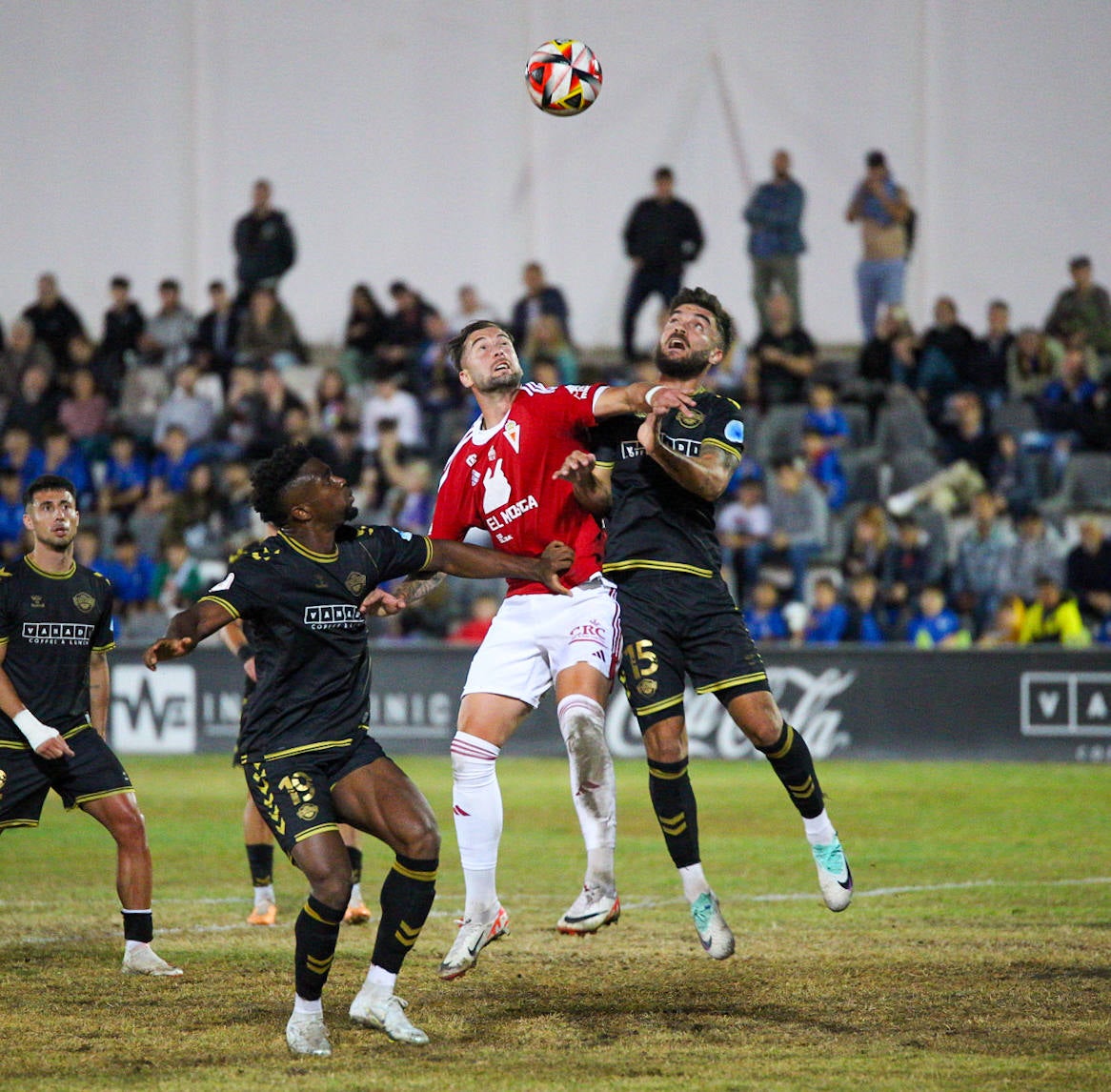 El empate del Real Murcia frente al Intercity, en imágenes