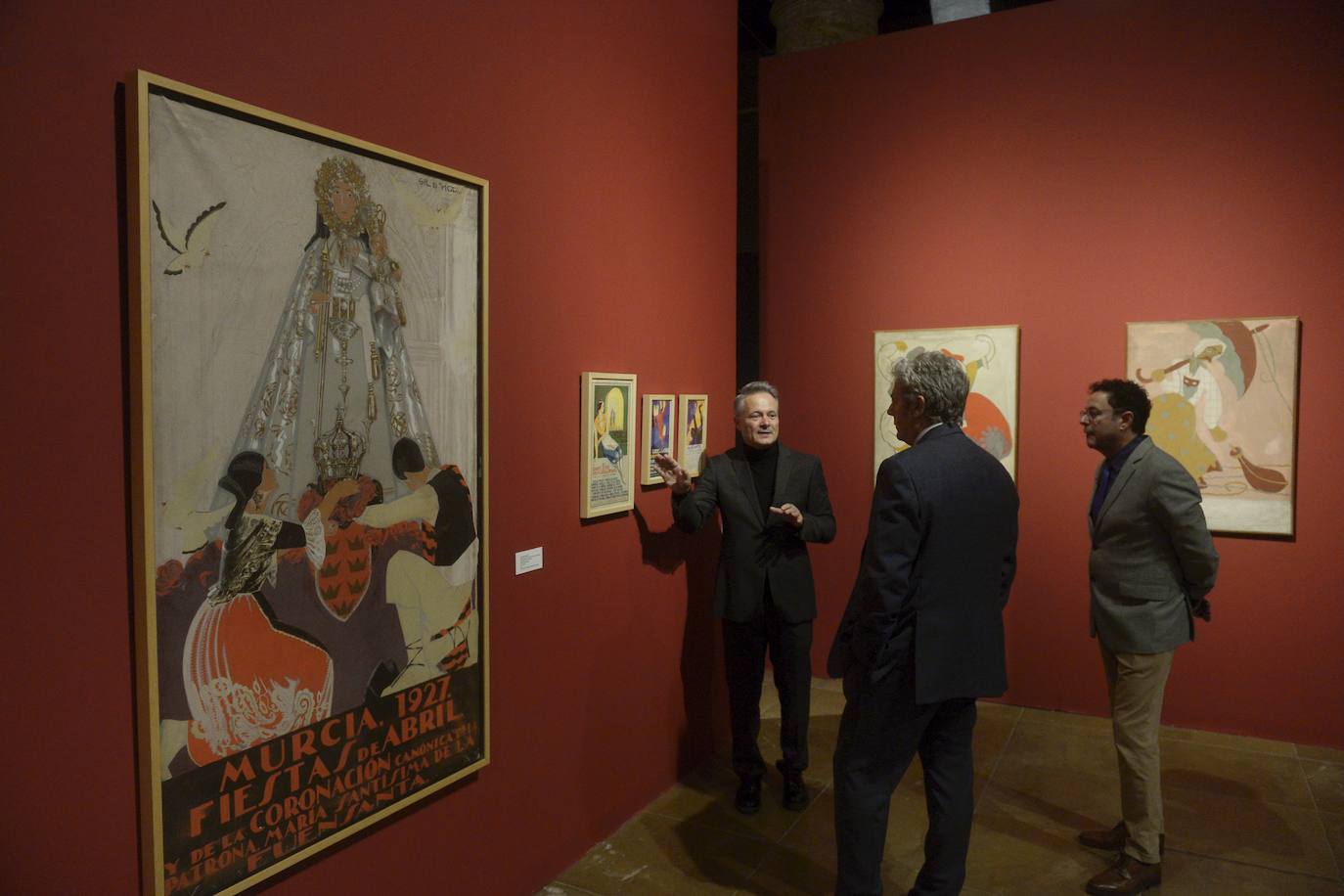 La inauguración de la exposición por el 100 aniversario del Suplemento Literario de LA VERDAD, en imágenes