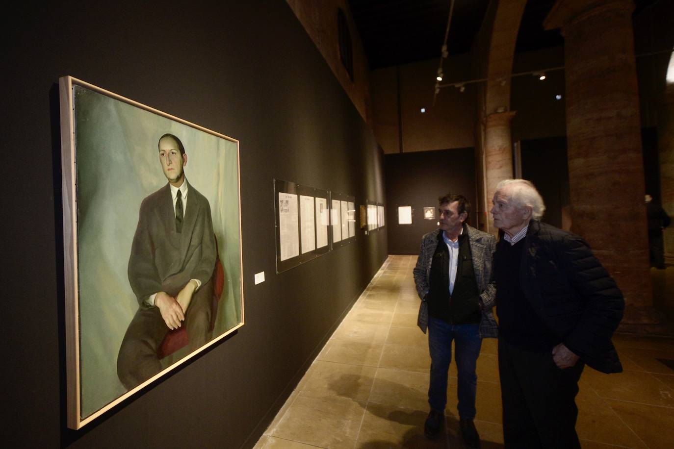 La inauguración de la exposición por el 100 aniversario del Suplemento Literario de LA VERDAD, en imágenes