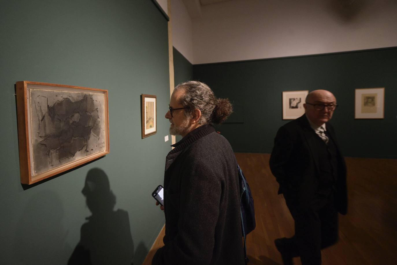 La inauguración de la exposición por el 100 aniversario del Suplemento Literario de LA VERDAD, en imágenes