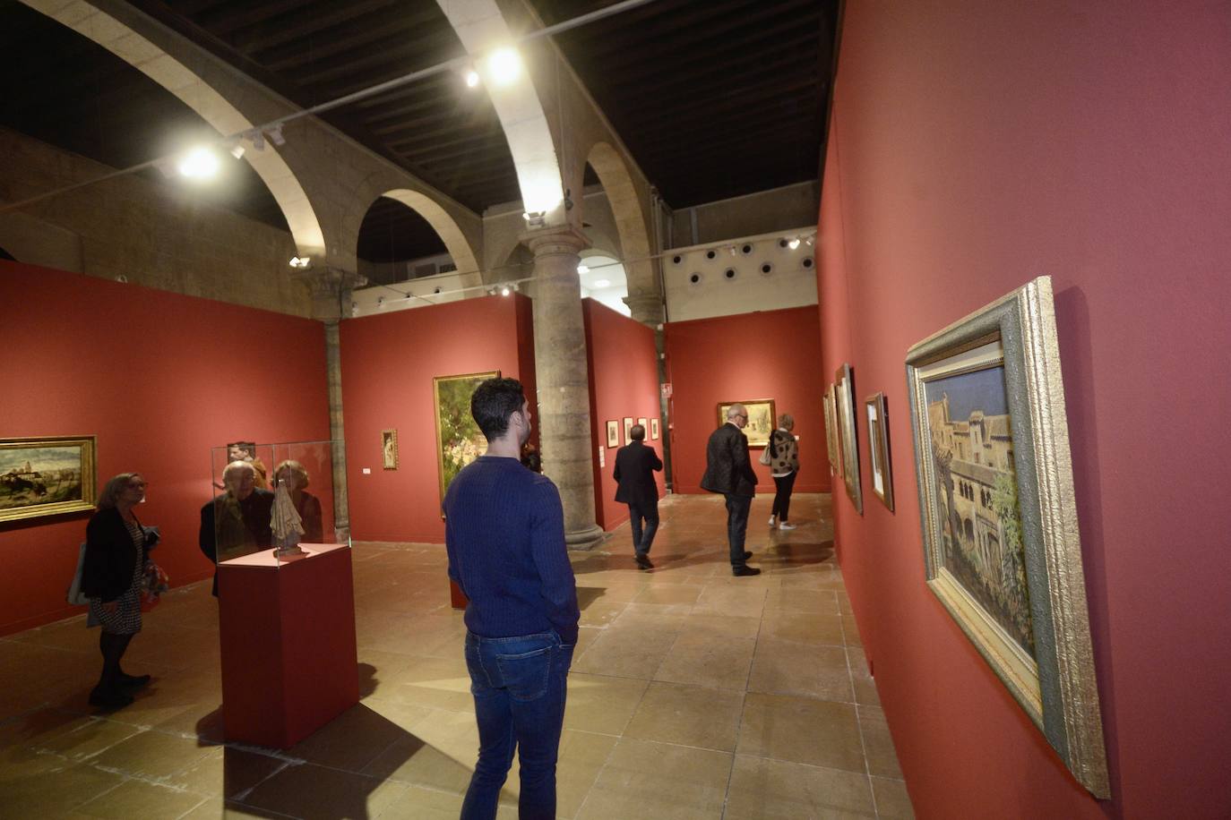 La inauguración de la exposición por el 100 aniversario del Suplemento Literario de LA VERDAD, en imágenes