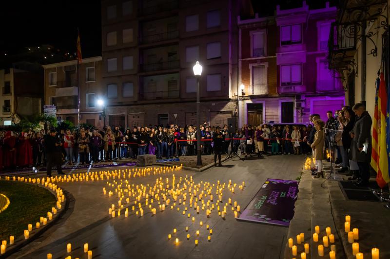 Orihuela llora a sus dos víctimas de la violencia machista en este año con la sonada ausencia de Vox