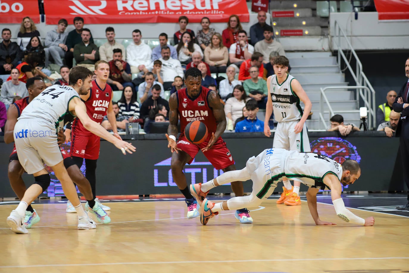 La victoria del UCAM Murcia CB ante Joventut, en imágenes