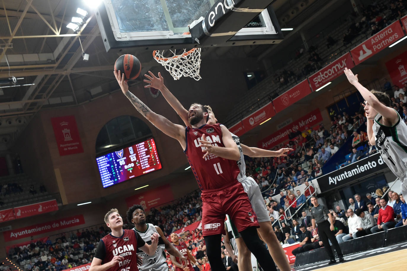 La victoria del UCAM Murcia CB ante Joventut, en imágenes