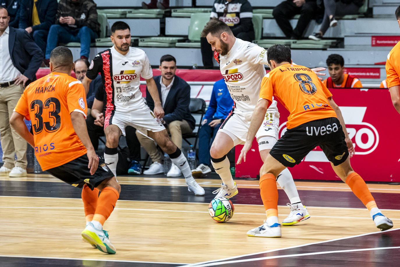 El empate de ElPozo Murcia frente al Ribera Navarra, en imágenes