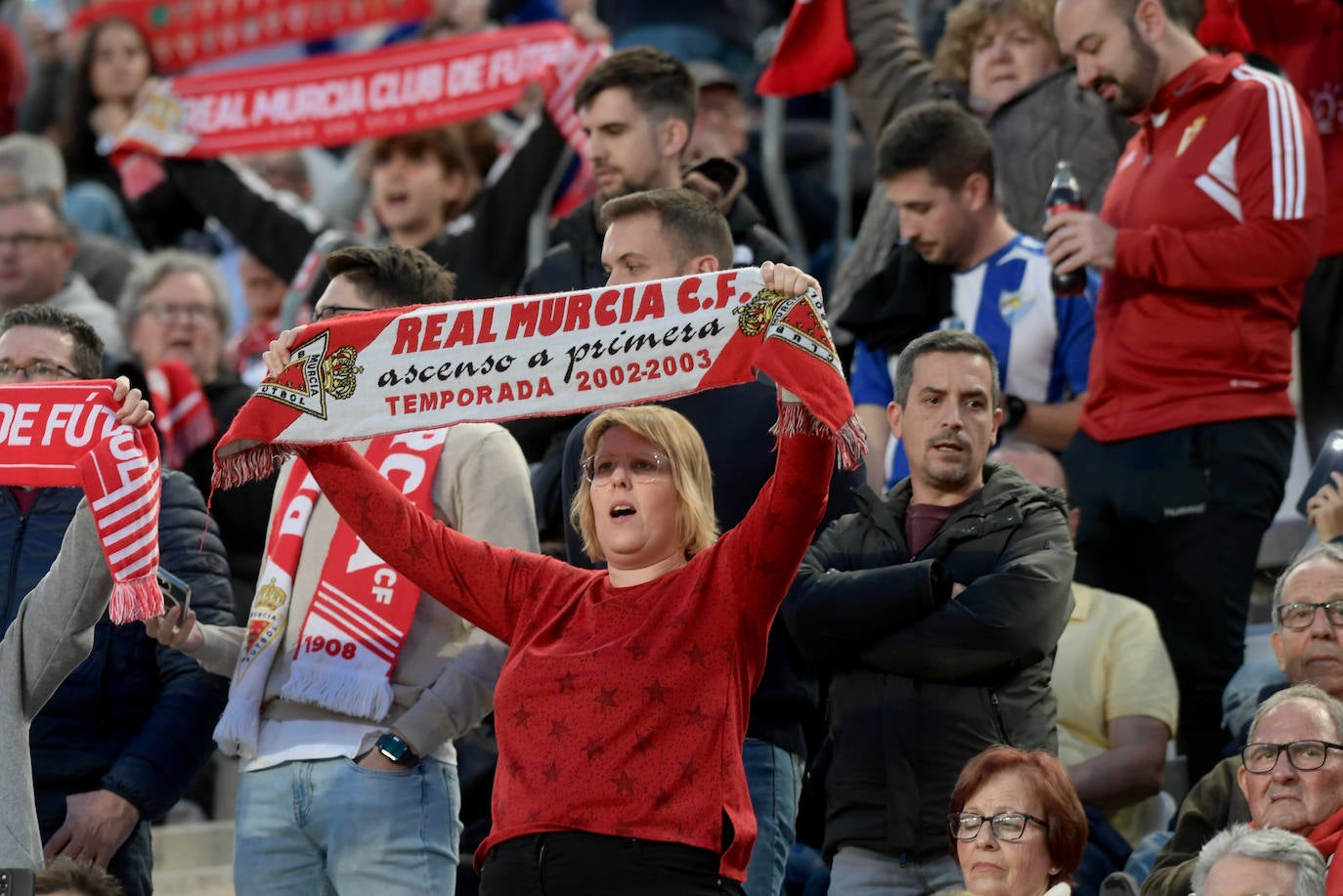 La derrota del Real Murcia frente al Málaga, en imágenes