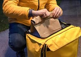 Un hostelero comparte dos trucos para ahorrar a la hora de hacer pedidos a domicilio.