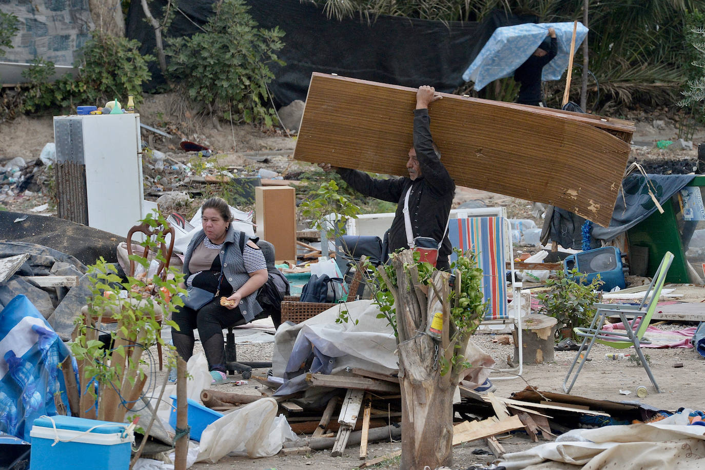 El desalojo del poblado chabolista de La Fica, en imágenes