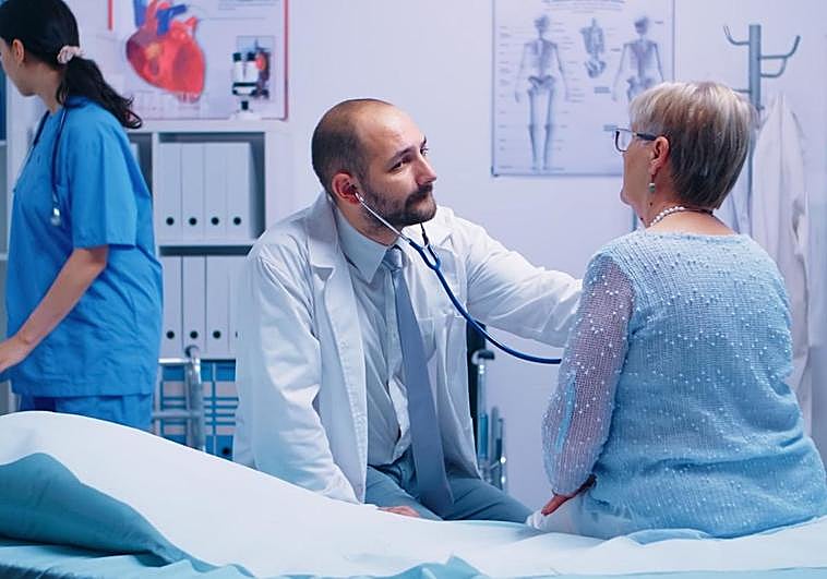 Especialistas sanitarios abordan la prevención y el tratamiento de las enfermedades del corazón