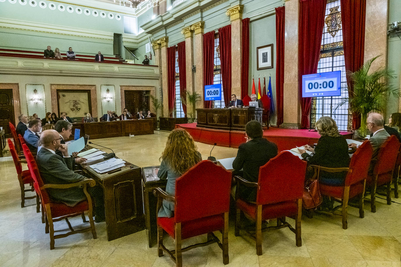 El Pleno del Ayuntamiento de Murcia, en imágenes
