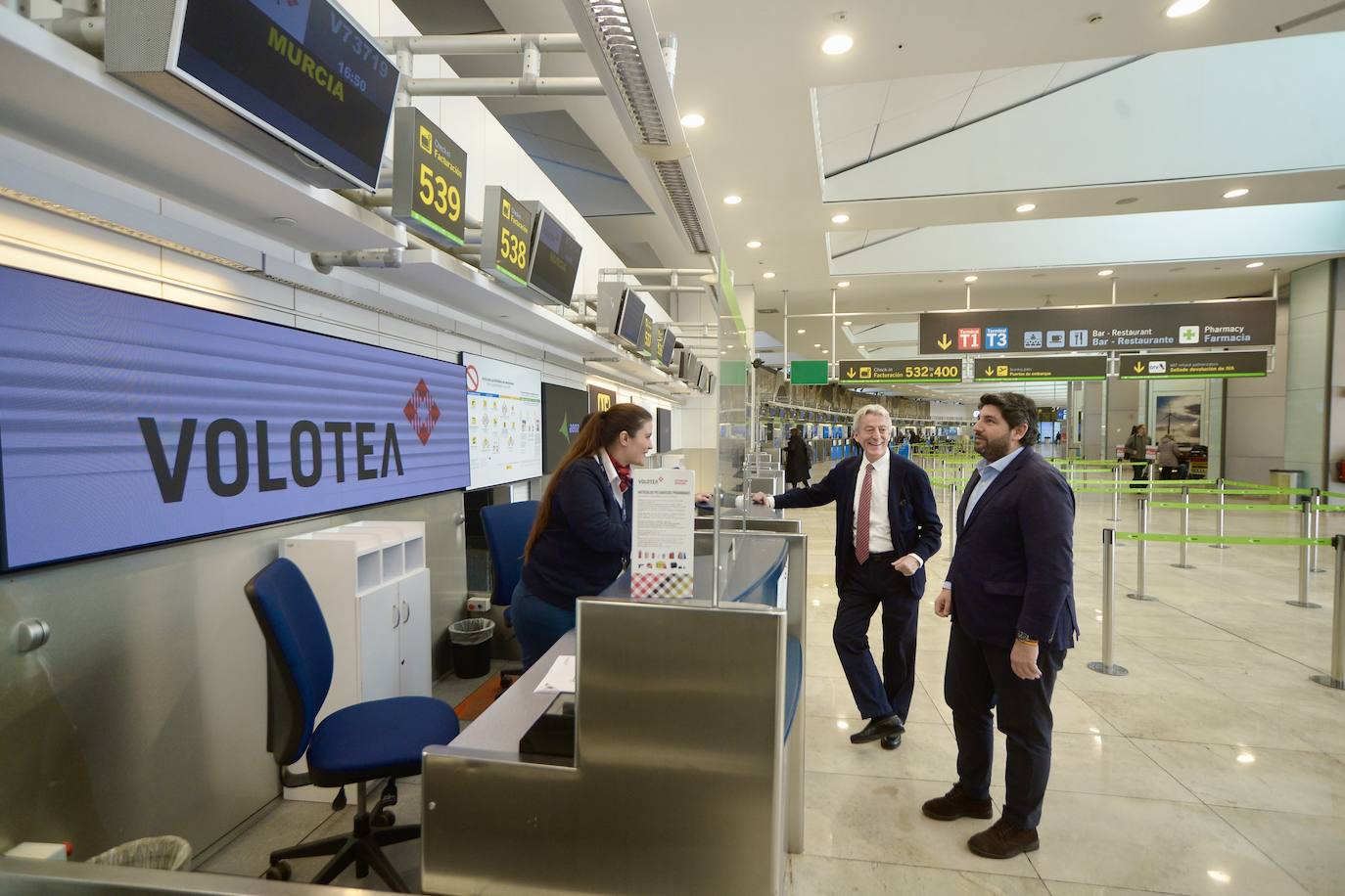 El vuelo entre Madrid y Murcia, en imágenes