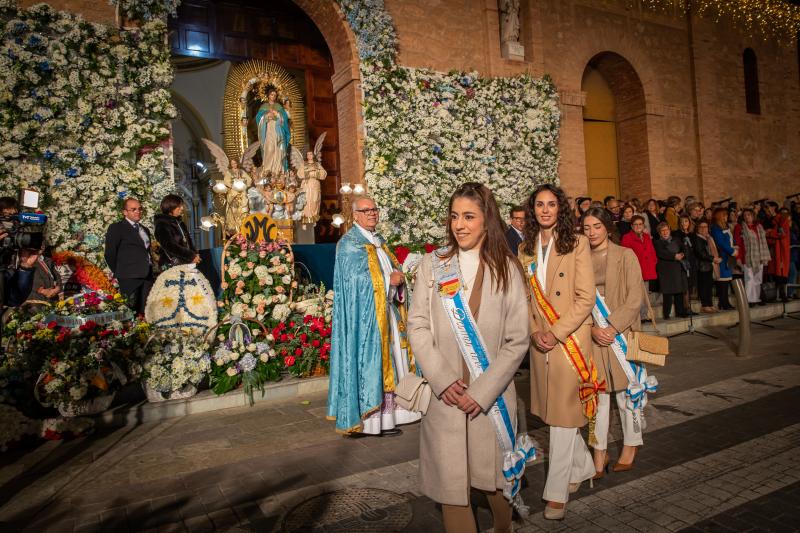 La ofrenda de flores a La Purísima de Torrevieja, en imágenes