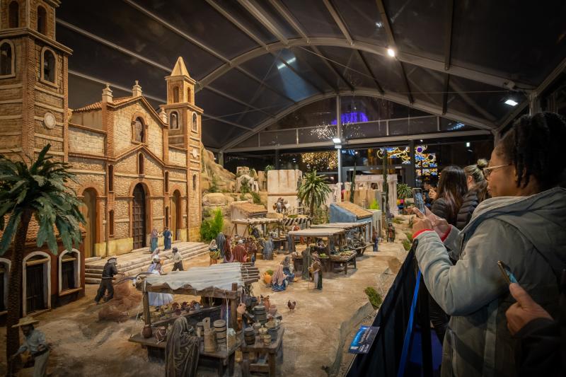 El nuevo belén municipal de Torrevieja, en imágenes