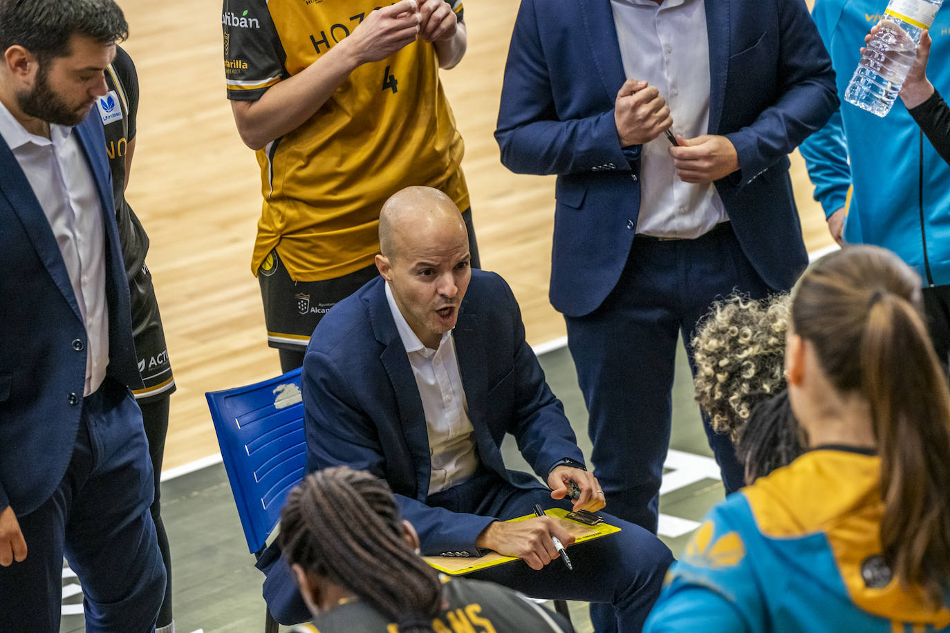 El partido entre el Jairis y el Casademont Zaragoza, en imágenes