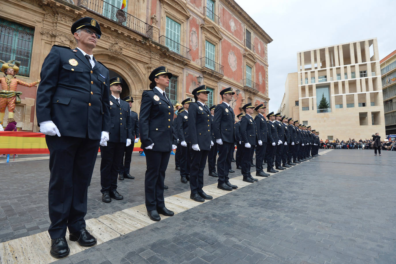 La toma de posesión de 56 nuevos policías locales de Murcia, en imágenes