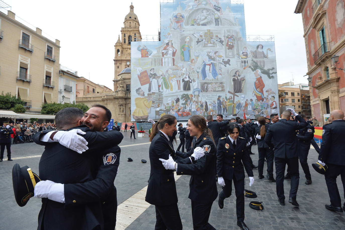 La toma de posesión de 56 nuevos policías locales de Murcia, en imágenes