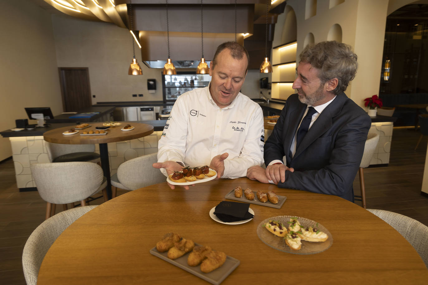 Así es el interior del complejo hostelero de Licor 43