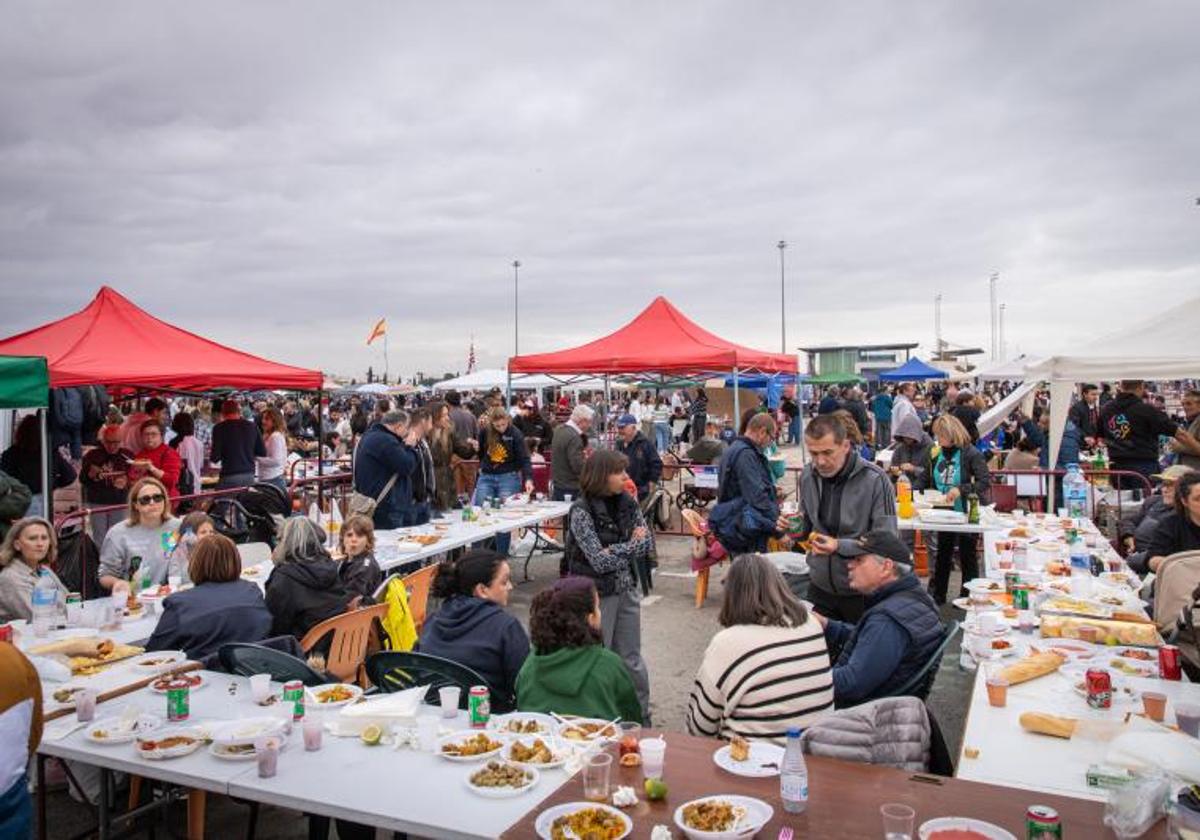 Las imágenes del concurso de paellas de Torrevieja