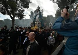 Procesión de la bajada de la Virgen del Castillo de Yecla