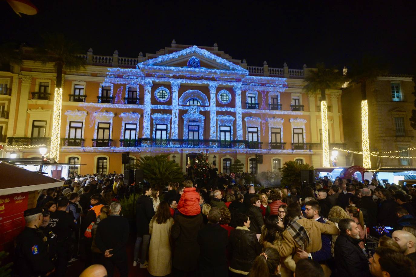 La inauguración del mercadillo de Navidad de Murcia, en imágenes