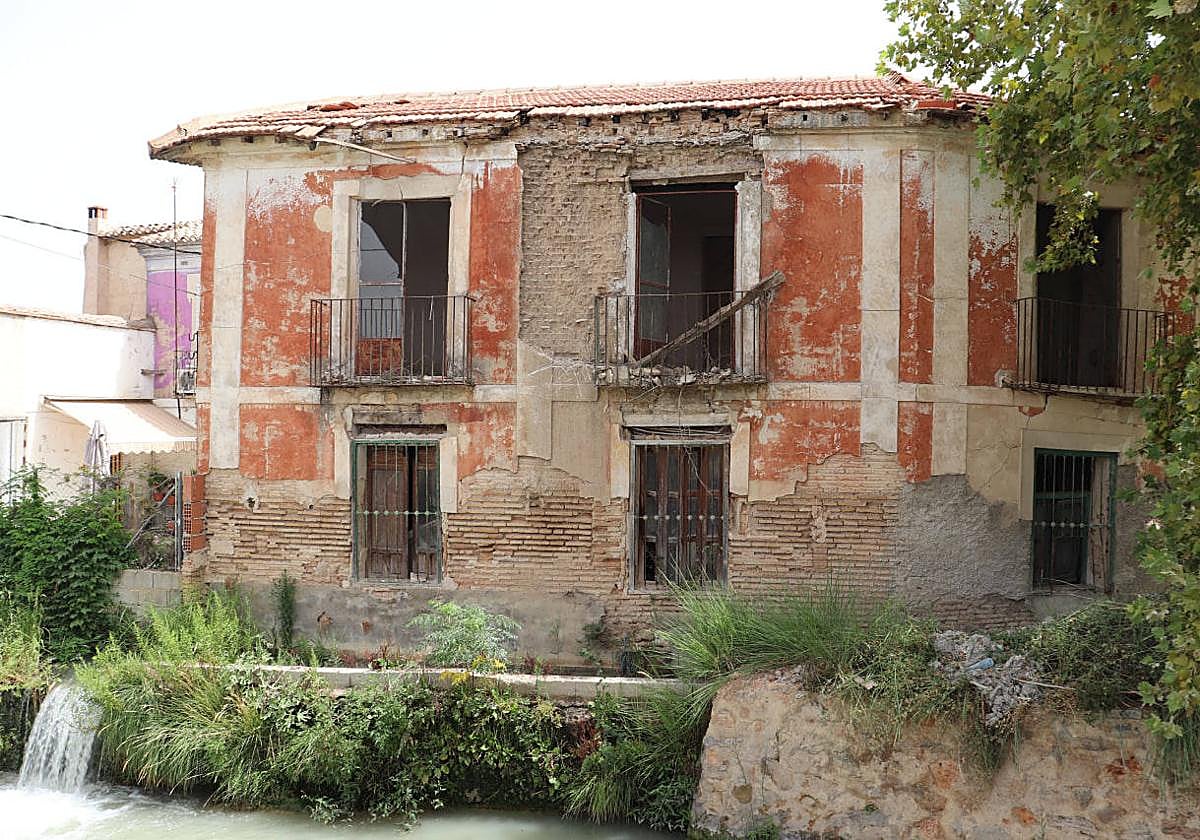 'Molino de las Cuatro Ruedas' ubicado en el paraje de la Albatalía.