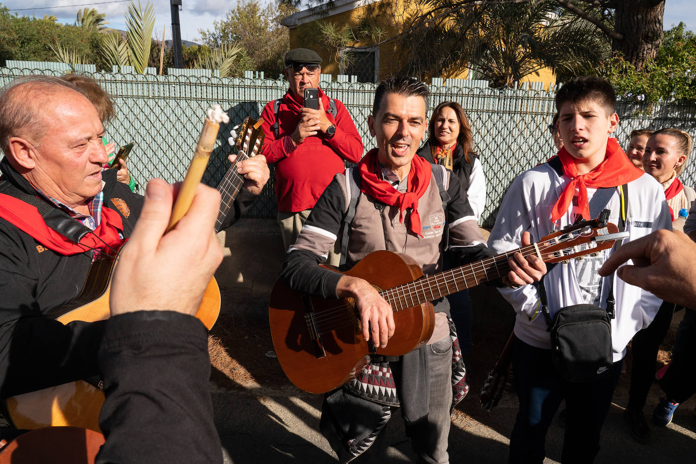 La romería de bajada de La Santa de Totana, en imágenes