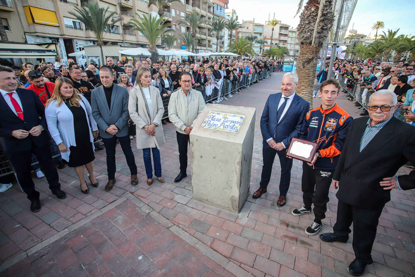 El homenaje a Pedro Acosta en Mazarrón, en imágenes