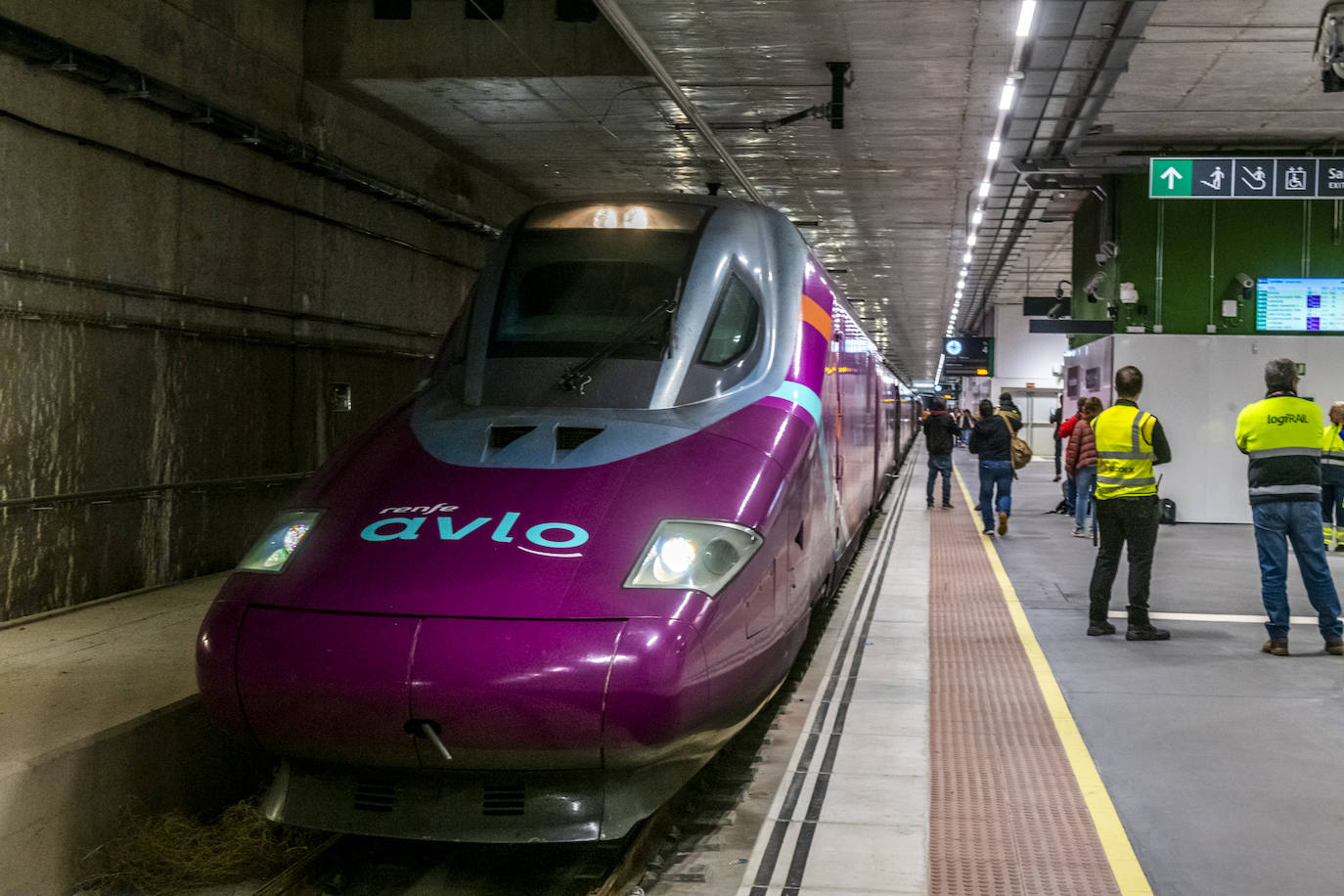 Llegada a Murcia del primer tren Avlo desde Madrid, en imágenes