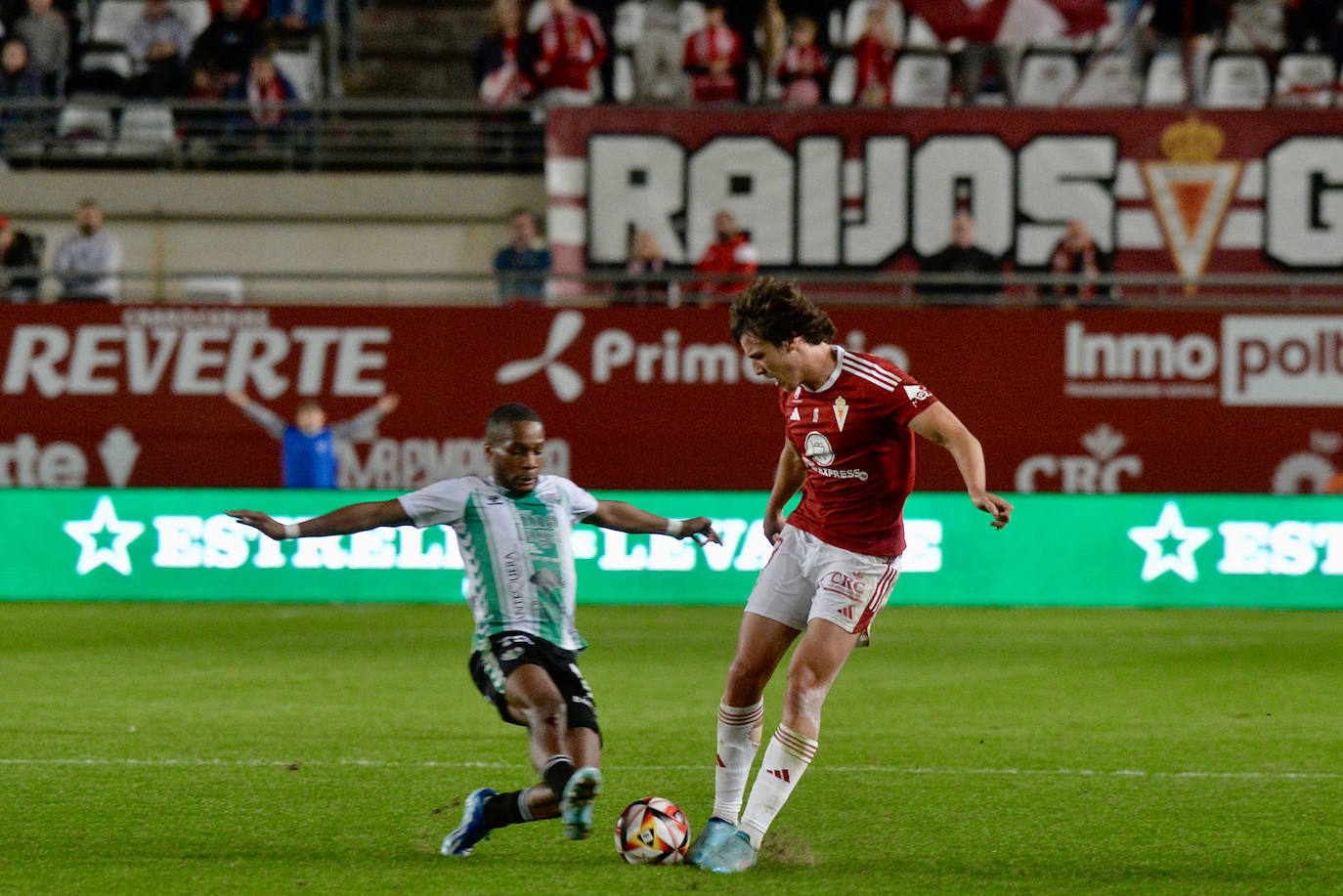 La derrota del Real Murcia frente al Antequera, en imágenes